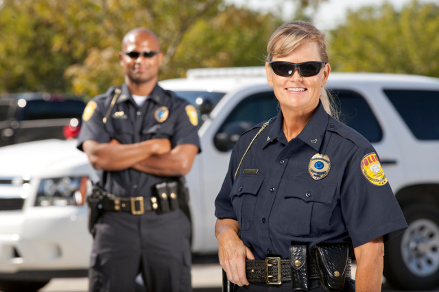 2 officers pic -iStock_000017943895_Small